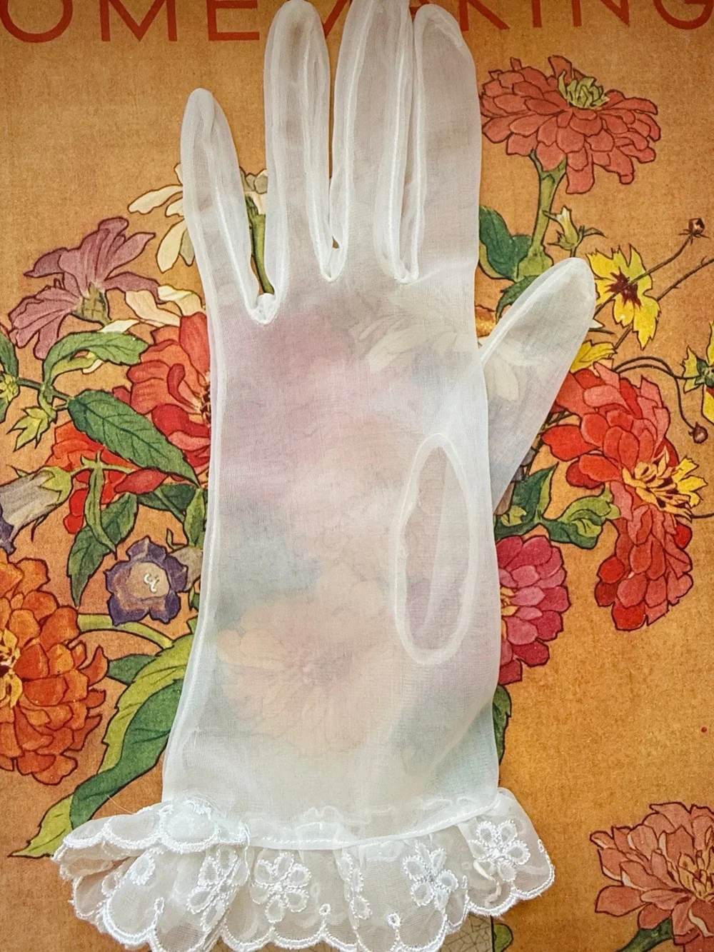 Vintage 50s-60s Sheer White Nylon and Floral Eyelet Lace Cuff Gloves